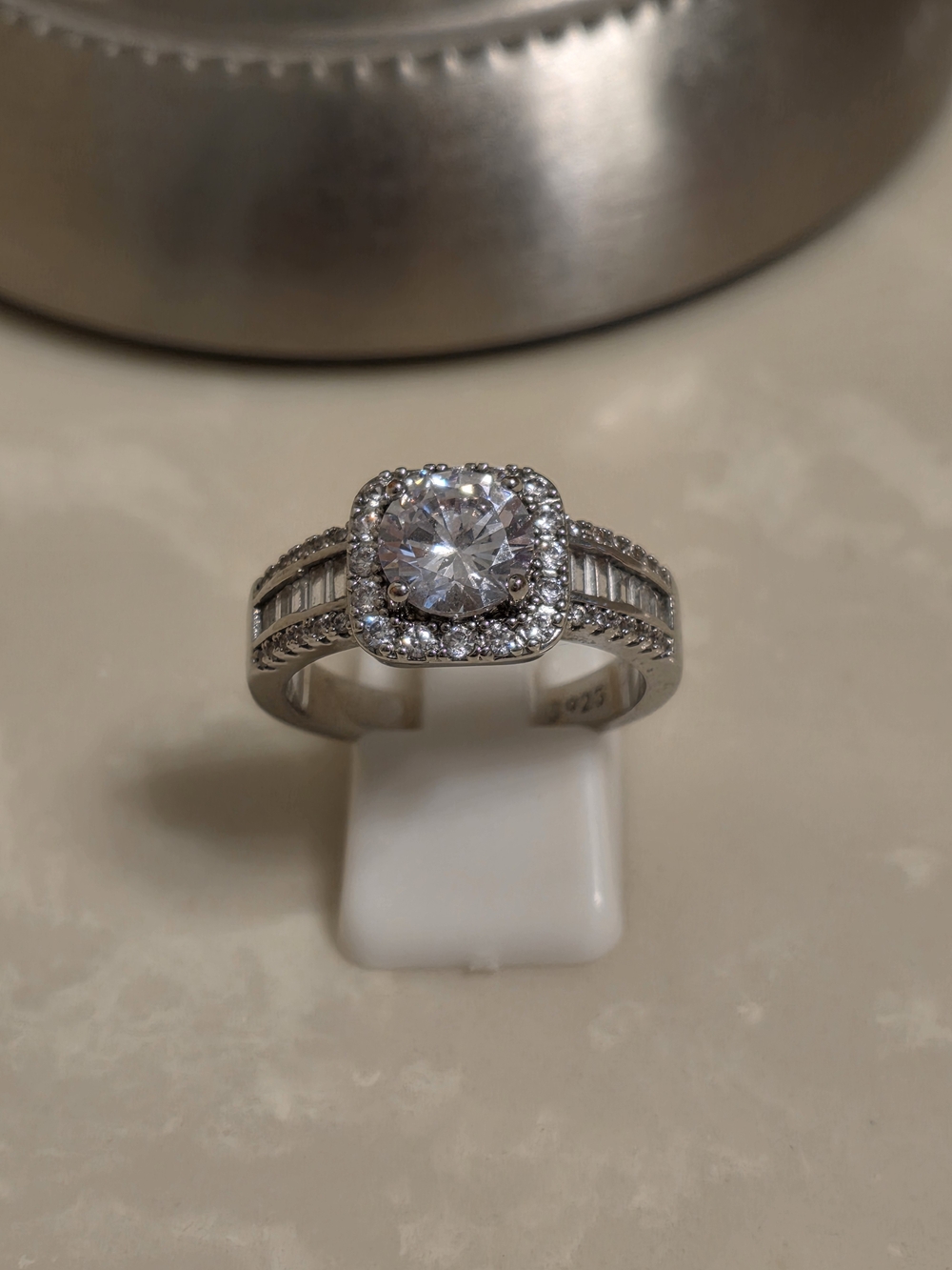 925 Silver and CZ Ring Size 10 - Picture 2 of 7